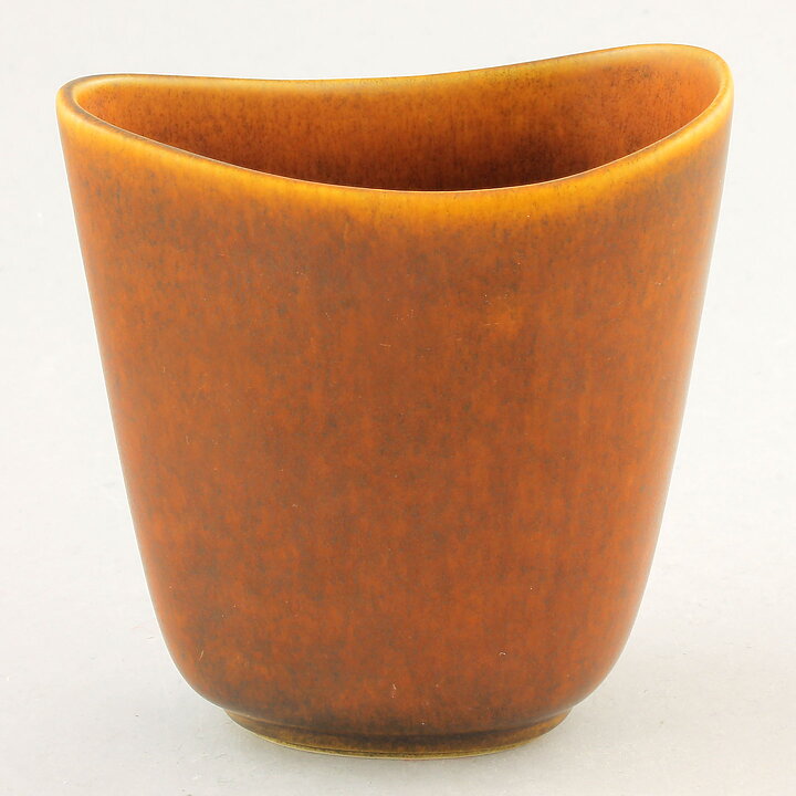 グナー・ニールンド フォルムが芸術的な茶色の花瓶 Vase 1960年代  10cm