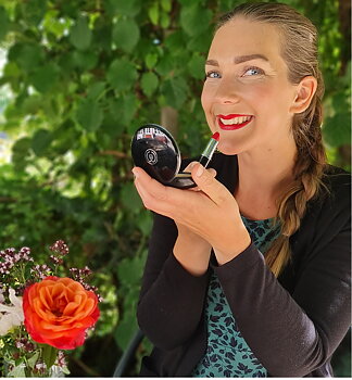 Läppstift Lip care colour MARIA ÅKERBERG.   Skogsro Lågpris hela tiden