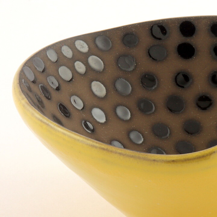 Anna-Lisa Thomson (Marina 1950) Yellow/Brown Heart Bowl with Dots Decor 14/6 cm