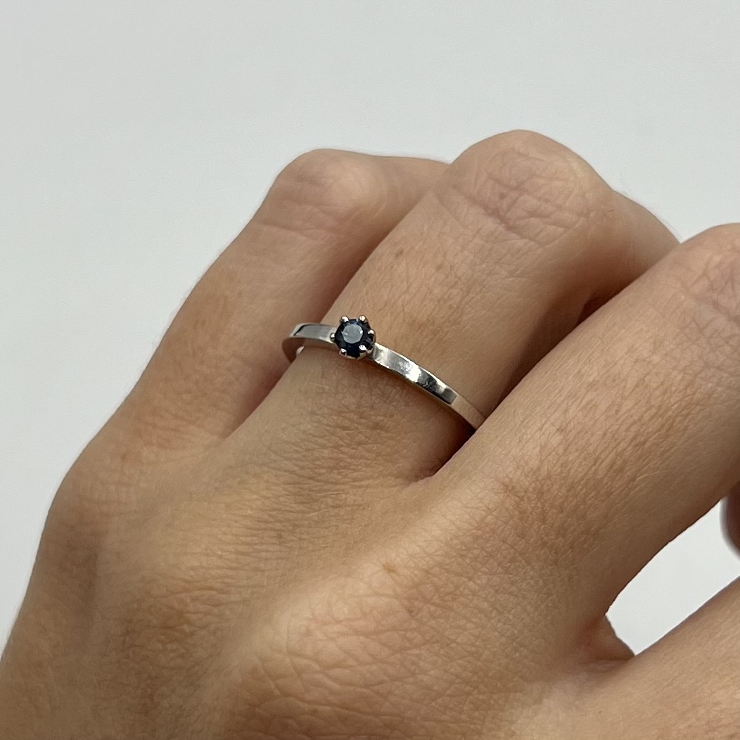 Ring Elly handgjord blå safir vitguld 18 karat  - 3