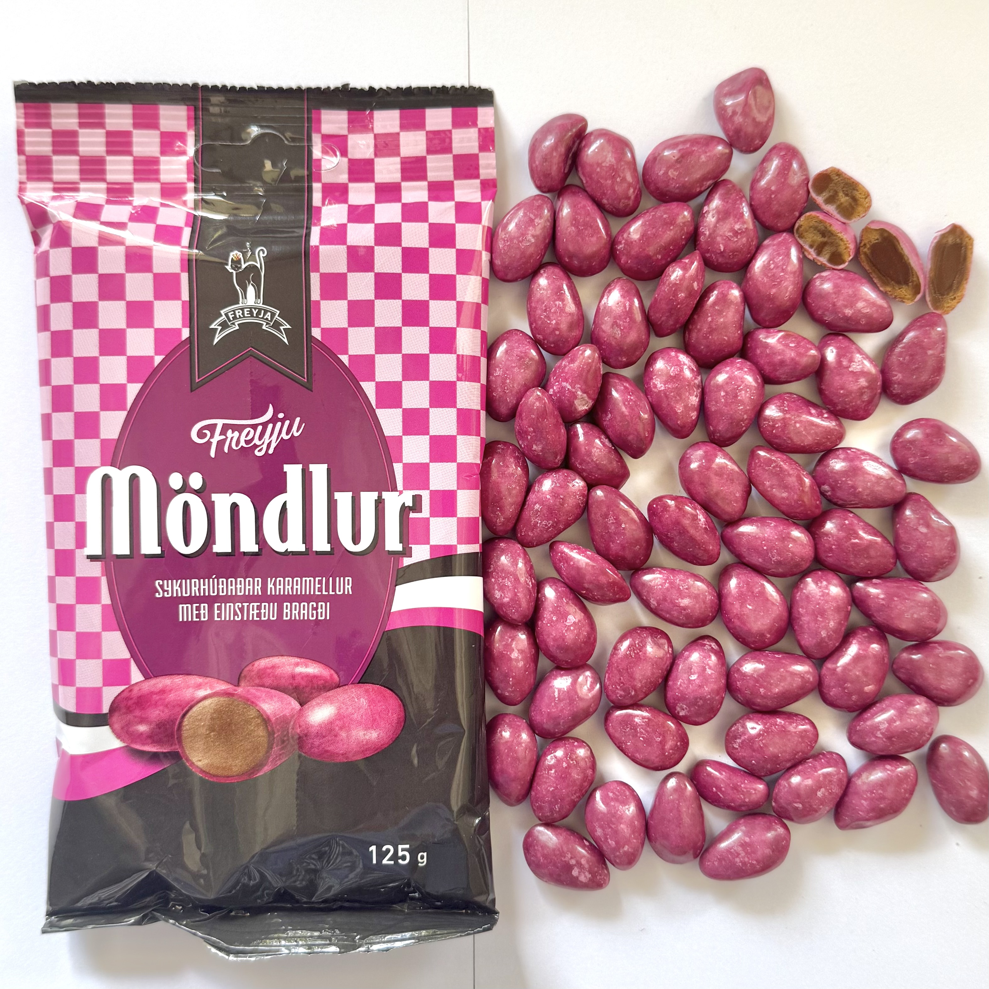 Möndlur - Lakritskola
