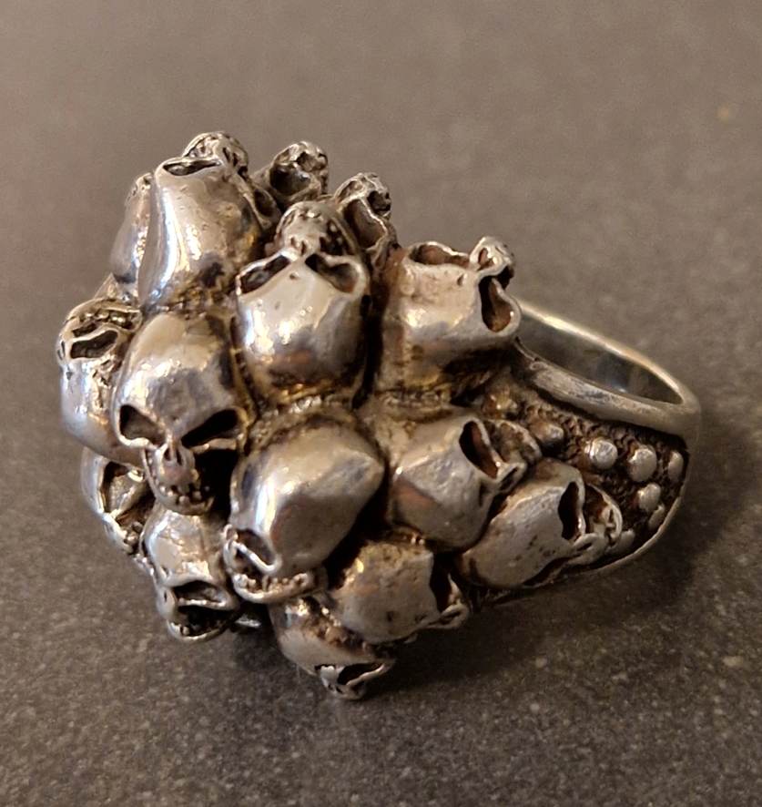 Döskalle Ring.  47gram - 2