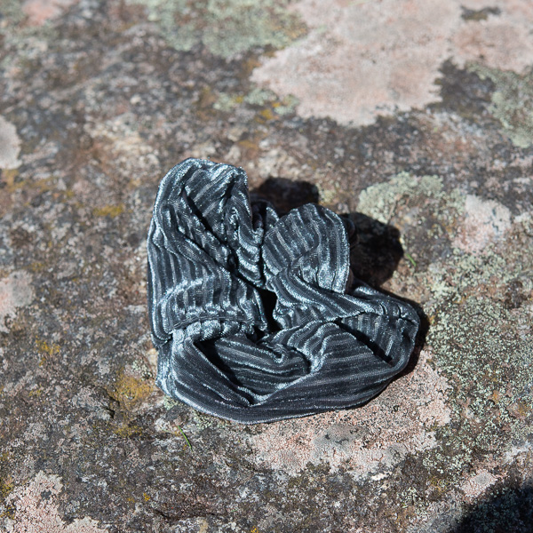 Black Colour - Hårsnodd Scrunchie velvet Grey