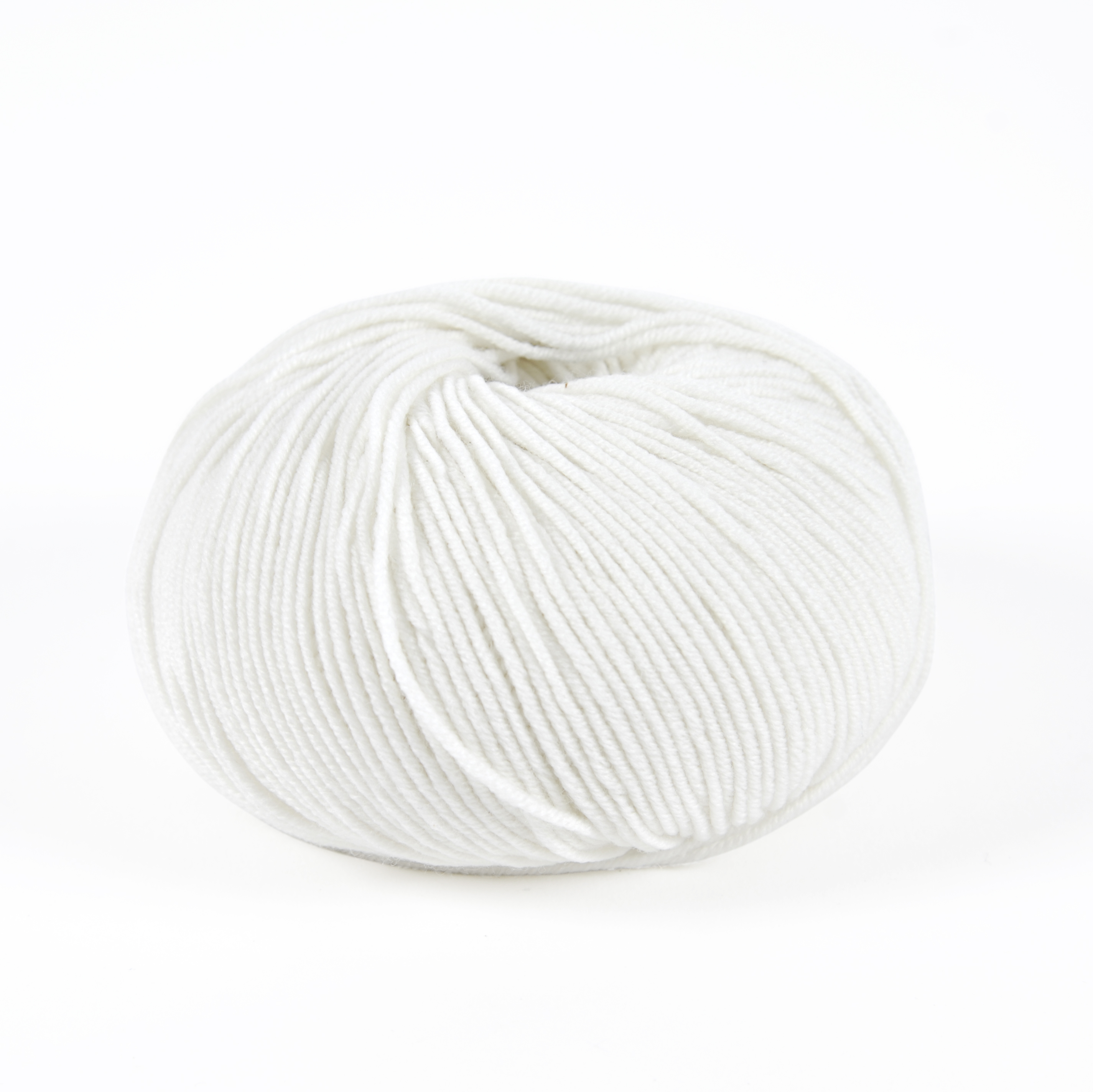 Woolly - vit 001 - 2