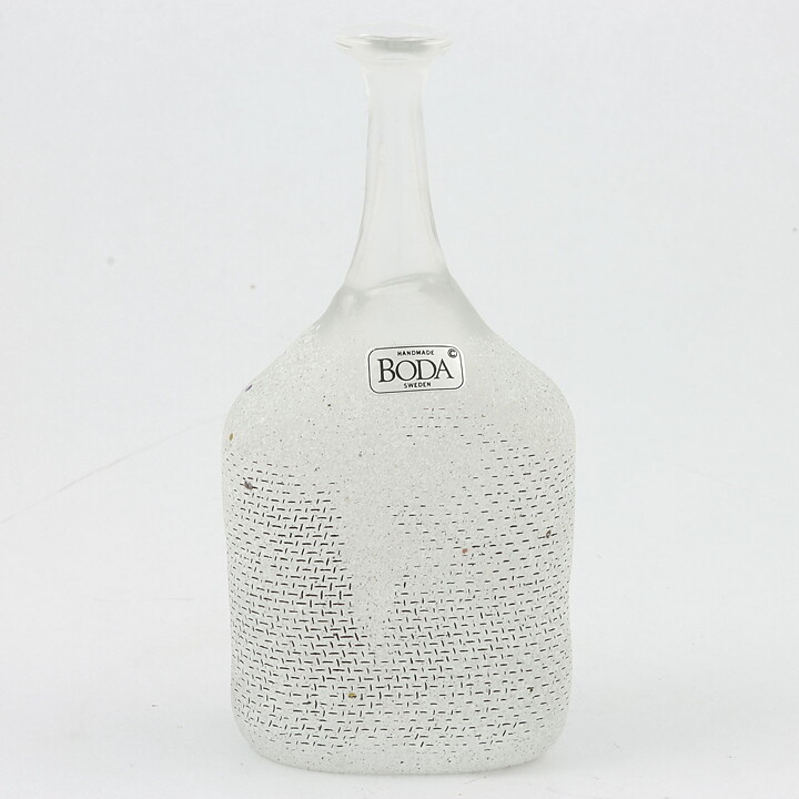 バーティル･ヴァリーン Networkシリーズ ガラスのボトル型の花瓶 Vase  (11 cm) 1978年