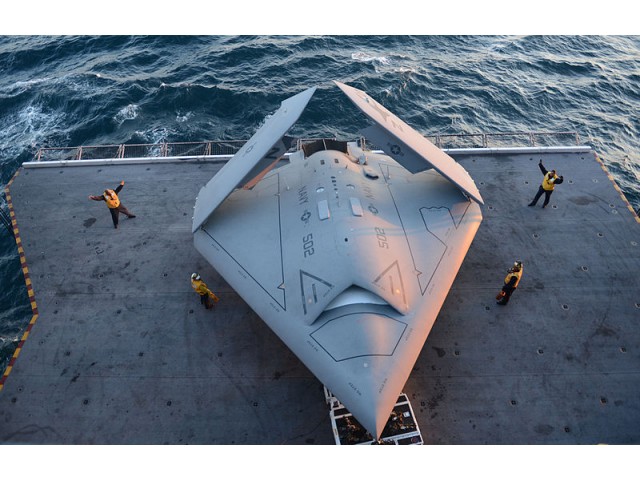 U.S Navy UCAS X-47B 1/72 - 3