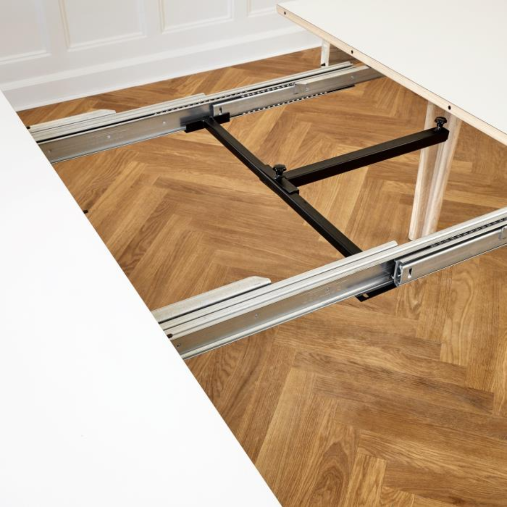 SM112 Round Dining table Ø130 cm - Skovby Möbler - 4