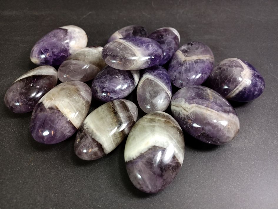   Pebbles "no worry stone" Bandametist.