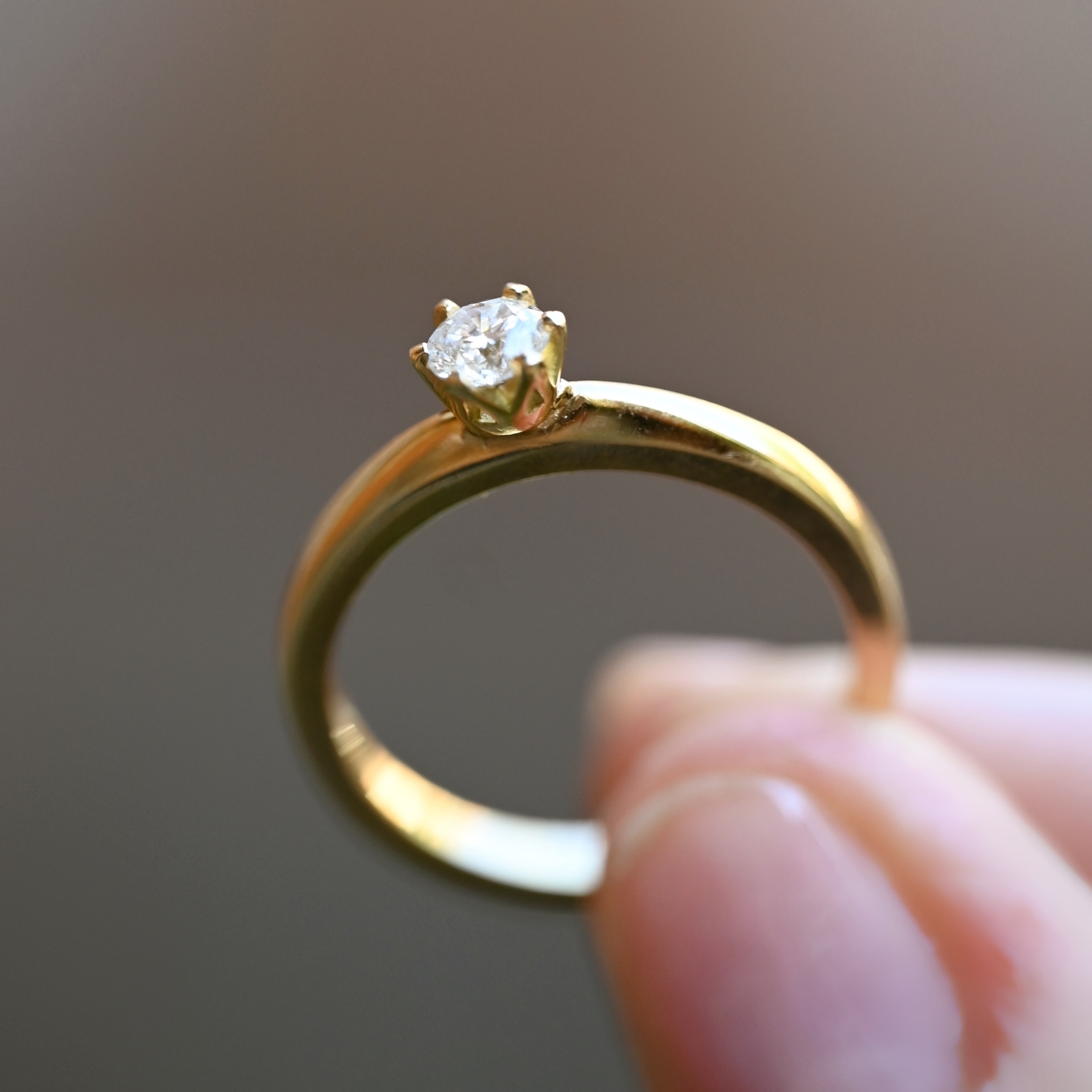 Ring Julia handgjord diamant guld 18 karat
