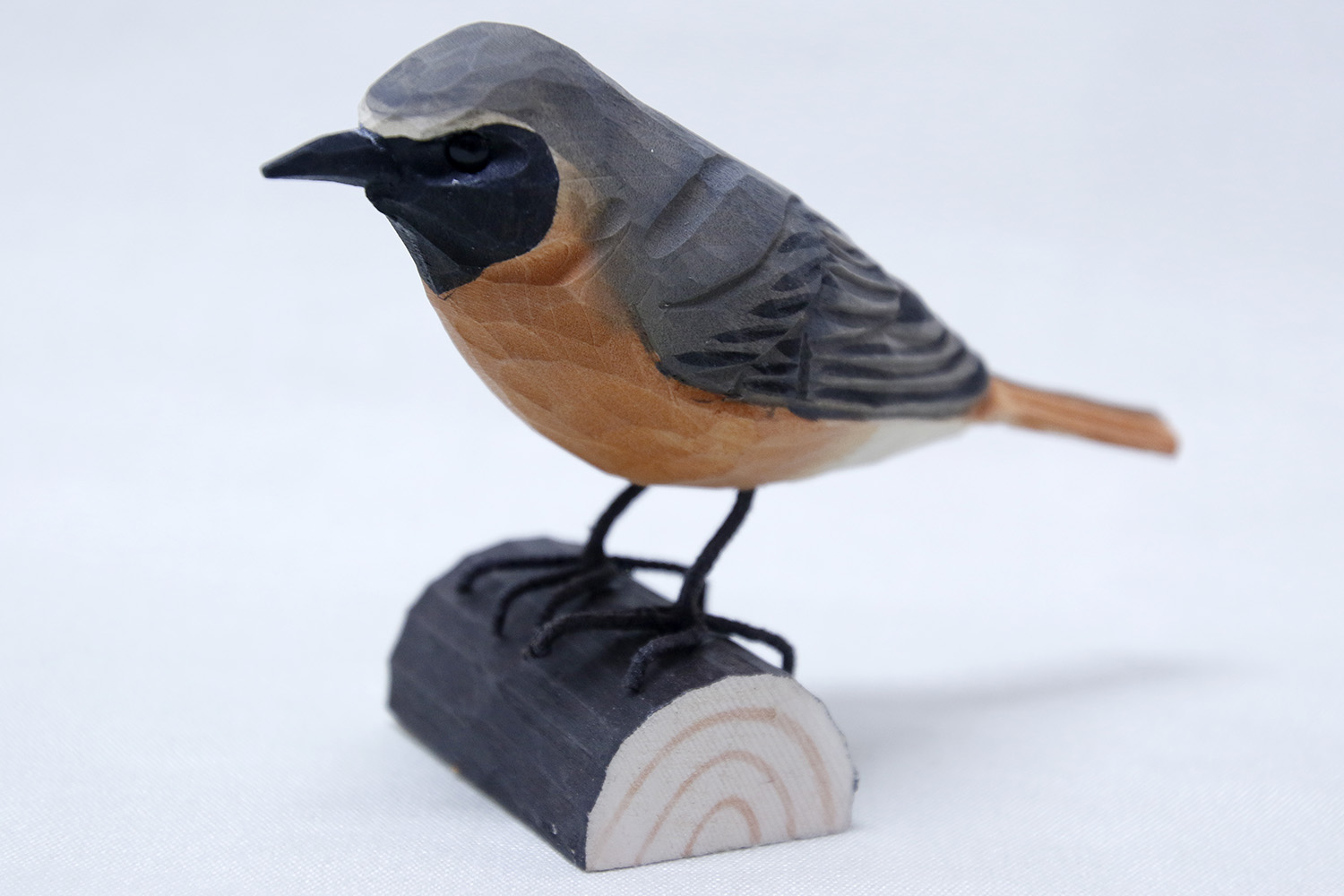Rödstjärt 13x9x5 cm