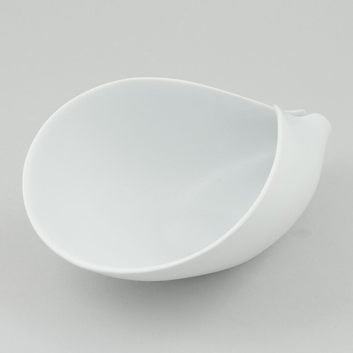 Stig Lindberg (Veckla 1950) White Sculptural Bowl 21 cm