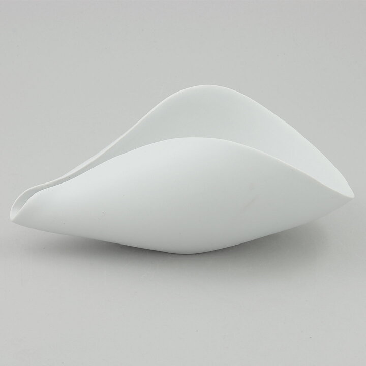 Stig Lindberg (Veckla 1950) White Sculptural Bowl 21 cm