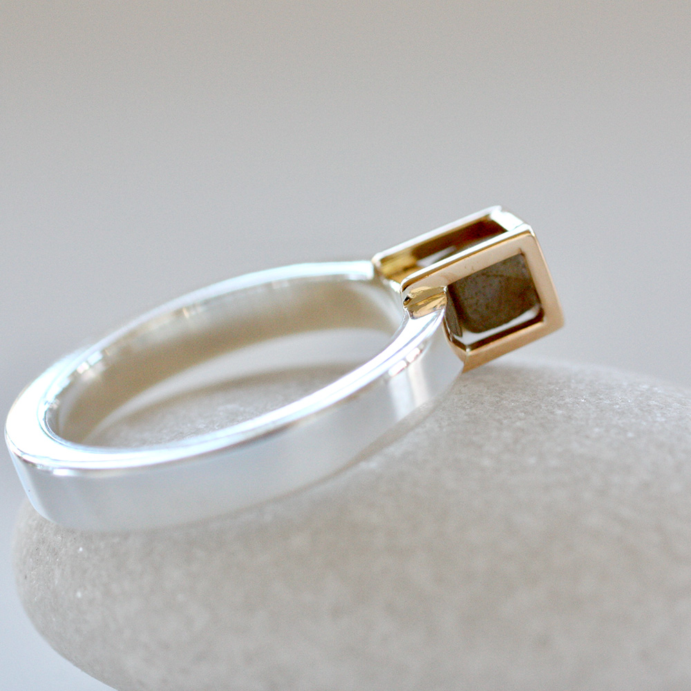 Rå - ring i silver och guld med rådiamant - 3