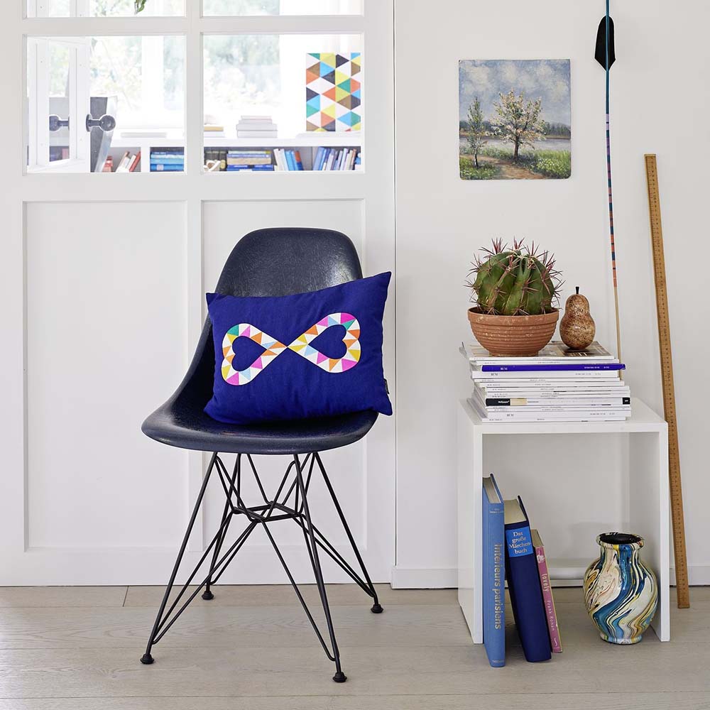 Eames Fiberglass Chair DSR - Vitra - 2