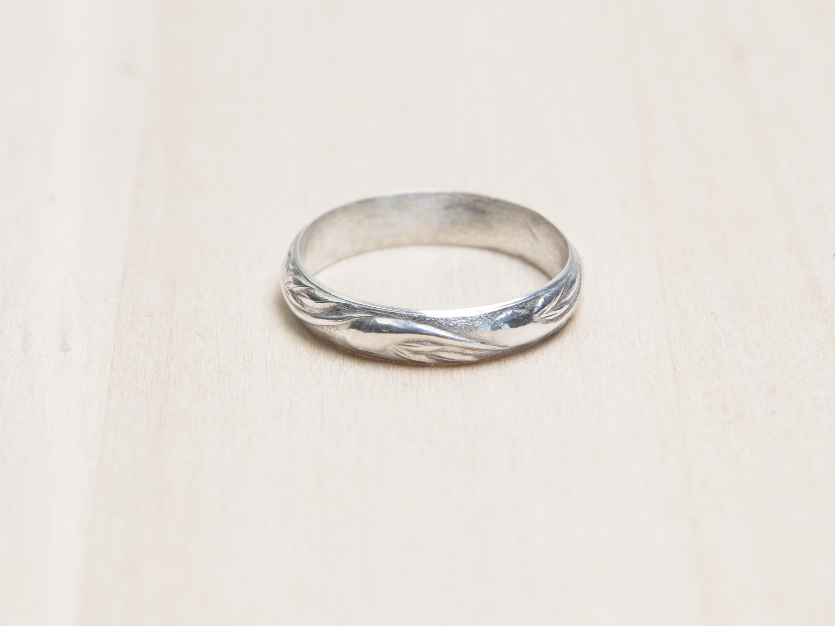 Ring med mönster