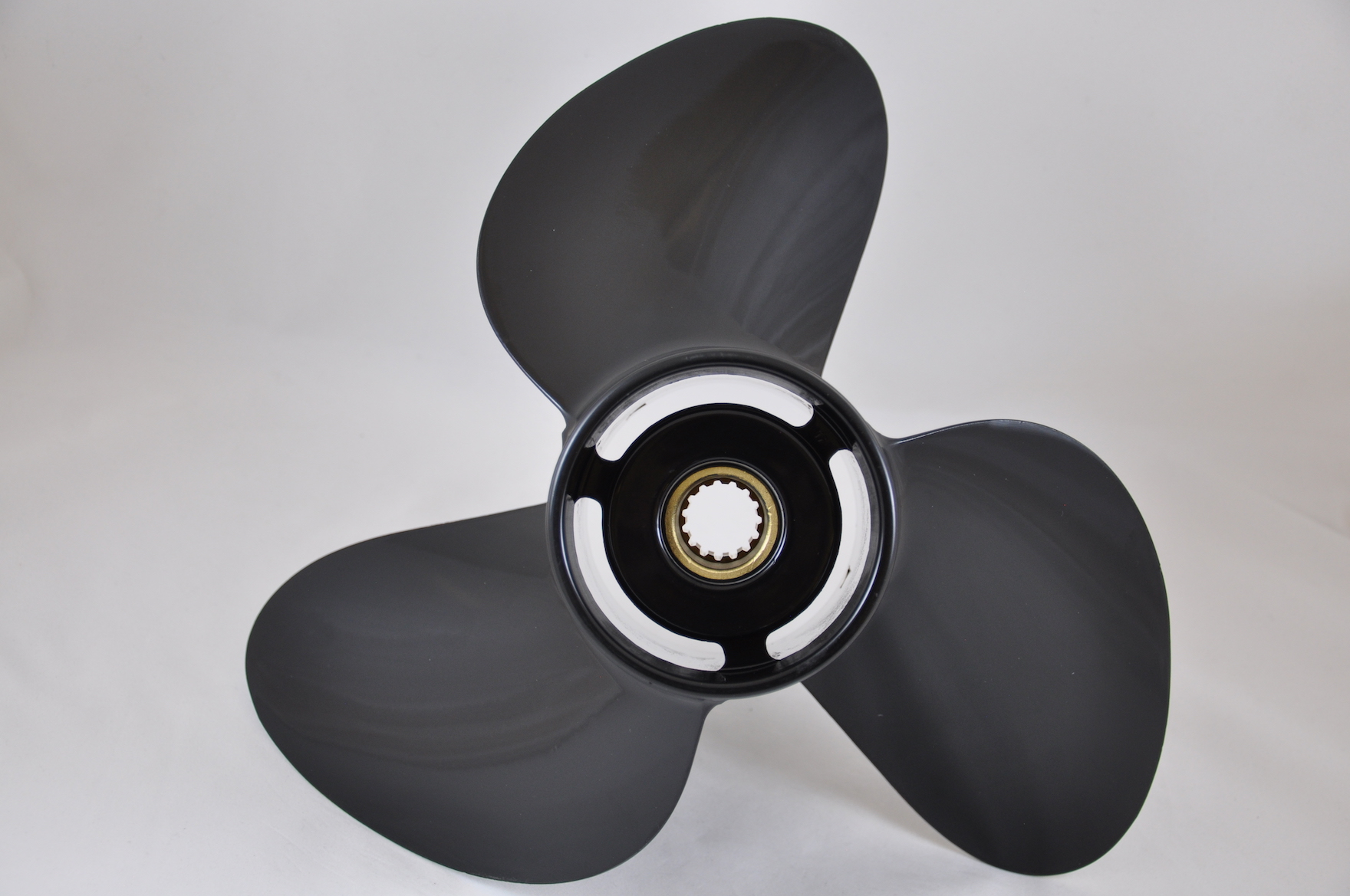 SUZUKI 14 X 17 - 3