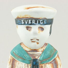 Lisa Larson (Sekelskifte 1973) Charming Boy Oscar (White)