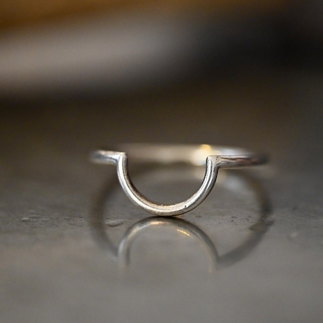 Ring Jasmin handgjord guld 18 karat 