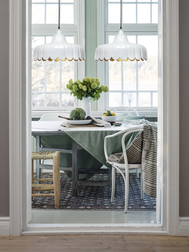 WELLS TAKLAMPA/LAMPA VIT 