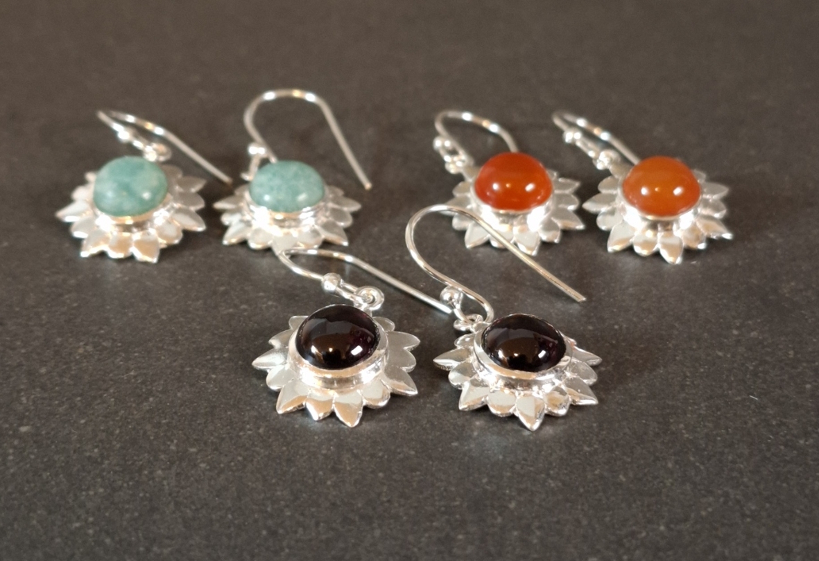 Blomma med sten Cabochon - örhängen i silver - 2