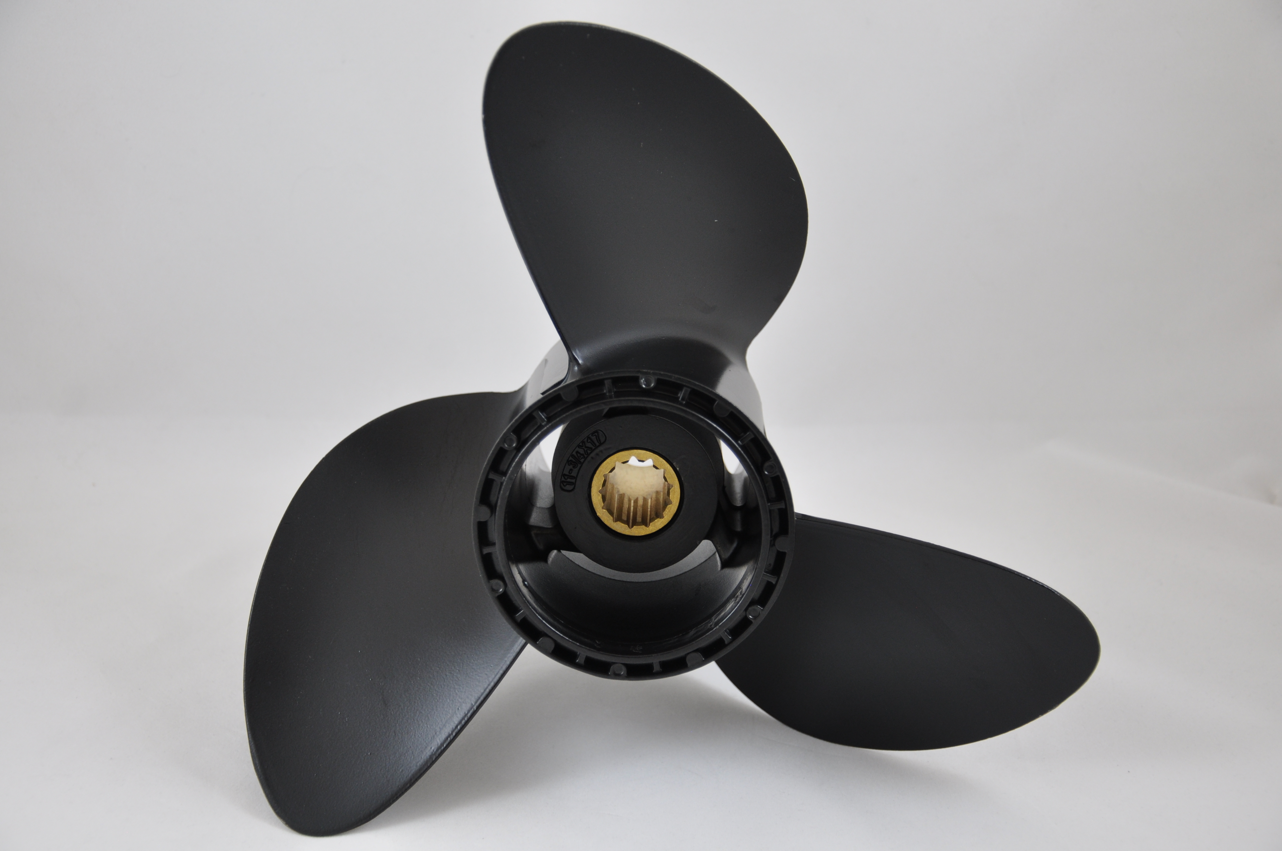 EVINRUDE JOHNSON 12 1/4 X 15