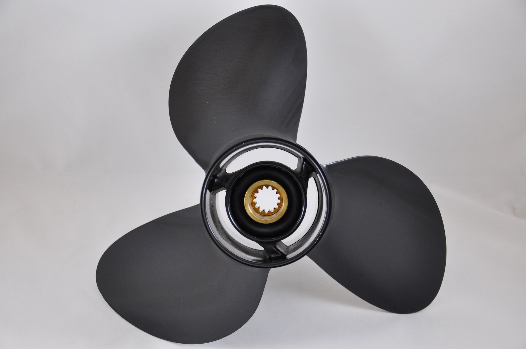 EVINRUDE JOHNSON 13 3/4 X 15 - 3