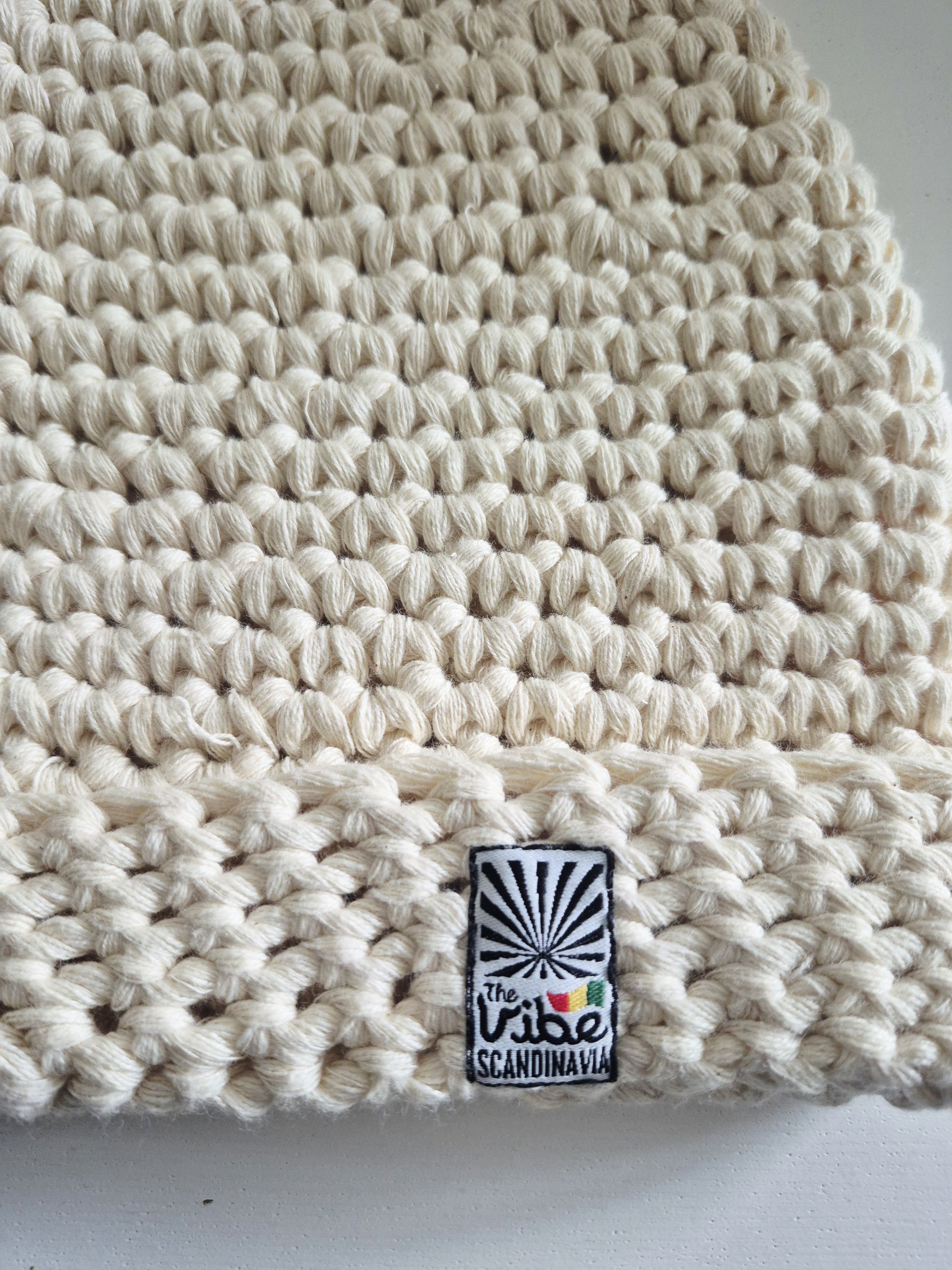 The Vibe Beanie Off-White / Cream - 3
