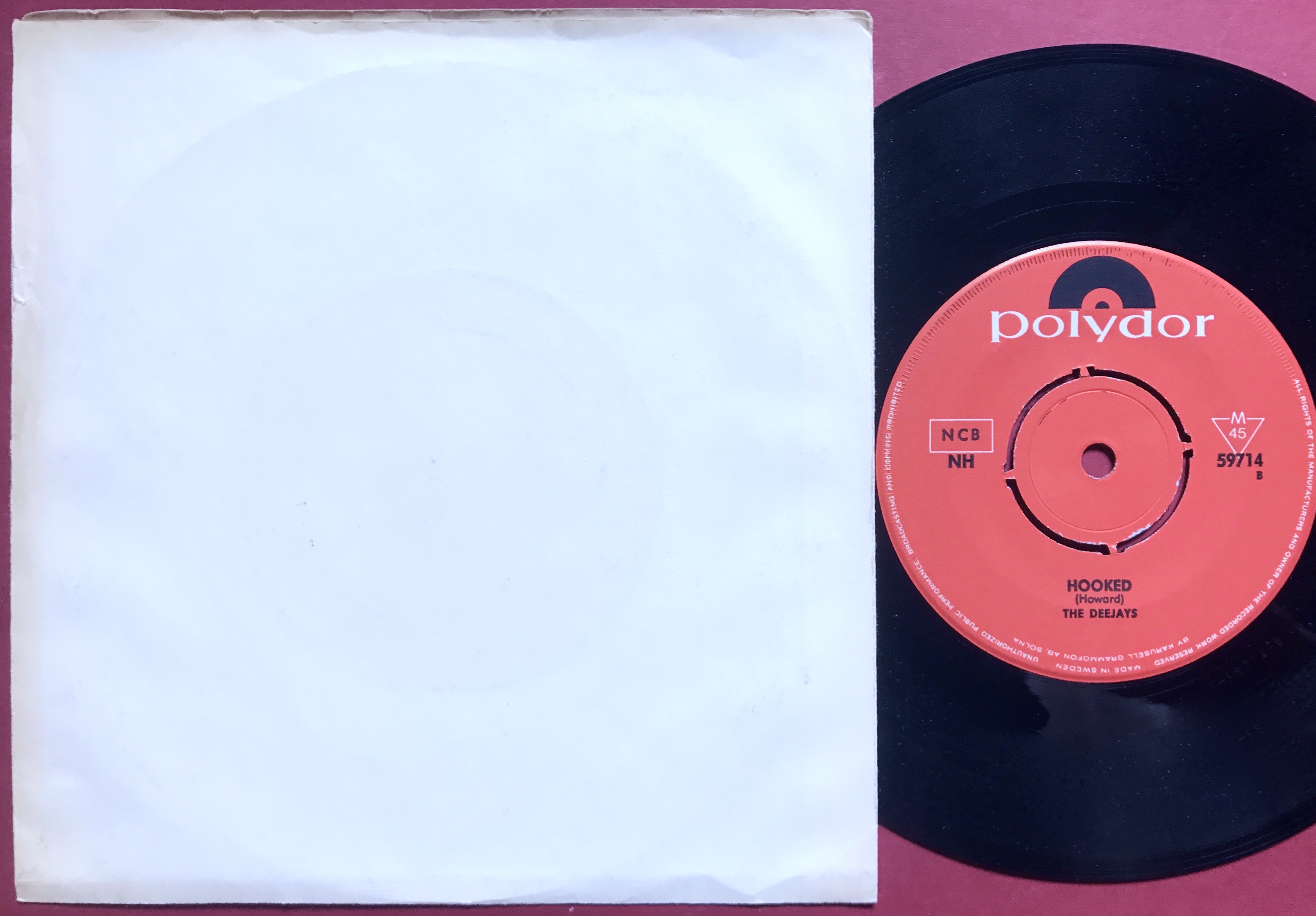 DEEJAYS - Surrender / Hooked Swe PS 1966 - 2