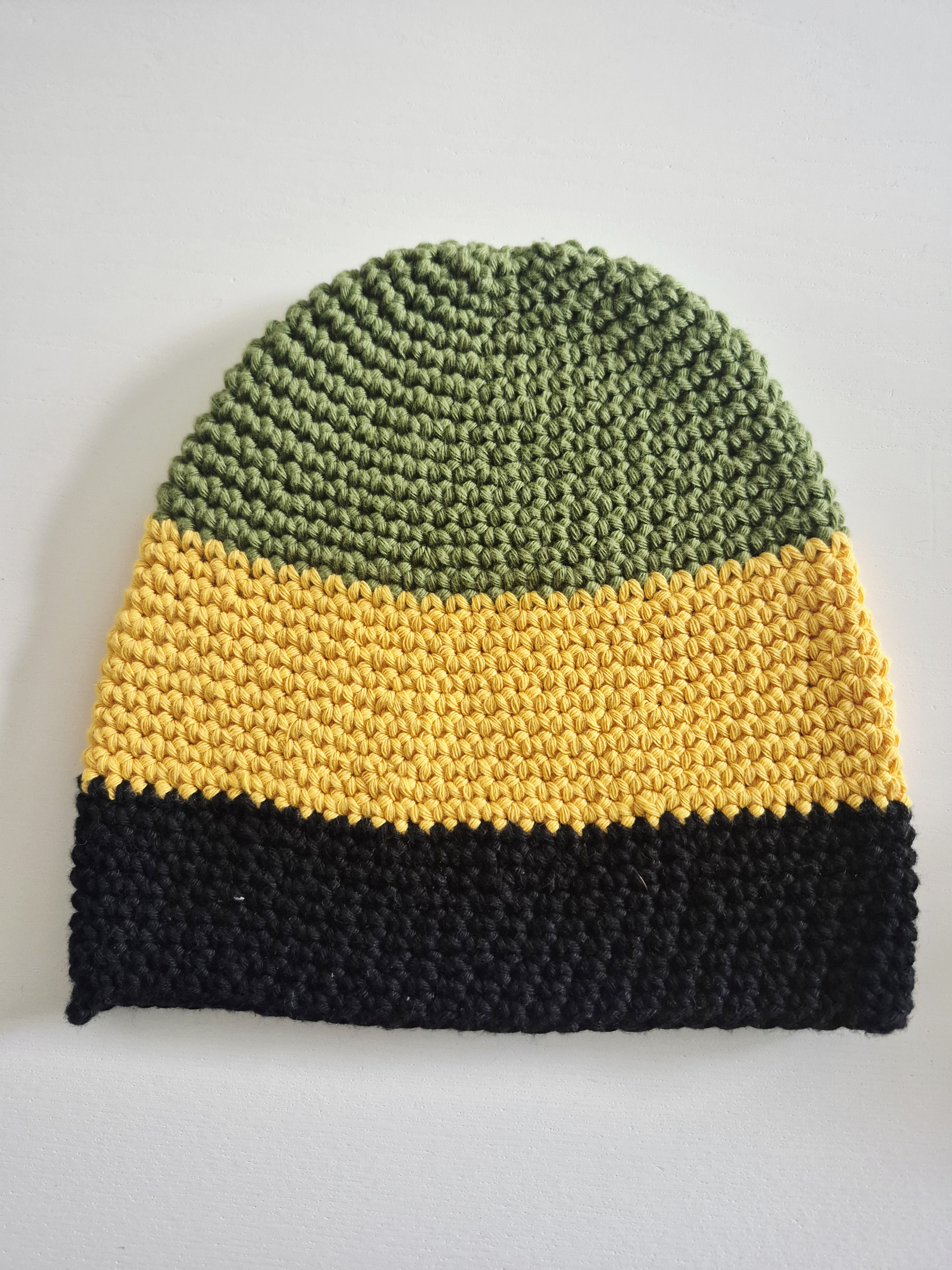 The Vibe Jamaica Beanie Green Yellow Black