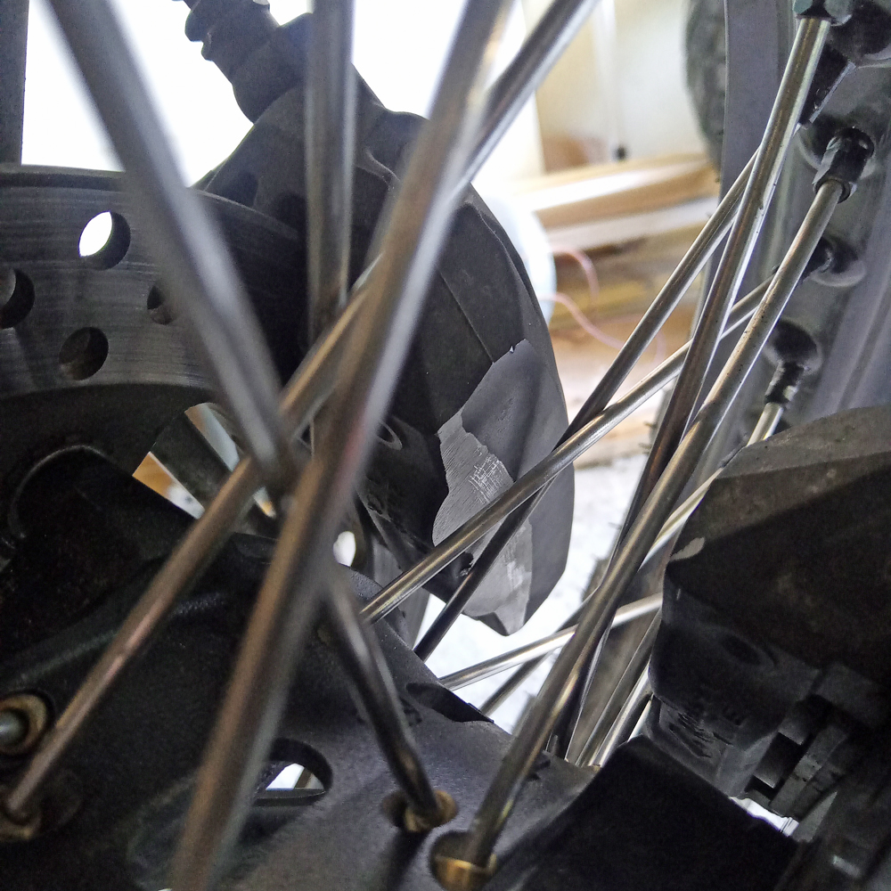 19x2,50  BMW R 1200GS 14-18 Framhjul - 3