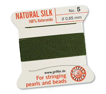 Olive 5, 100% Pärlsilke Nr.5 (~0,65 mm) 2m 1 nål