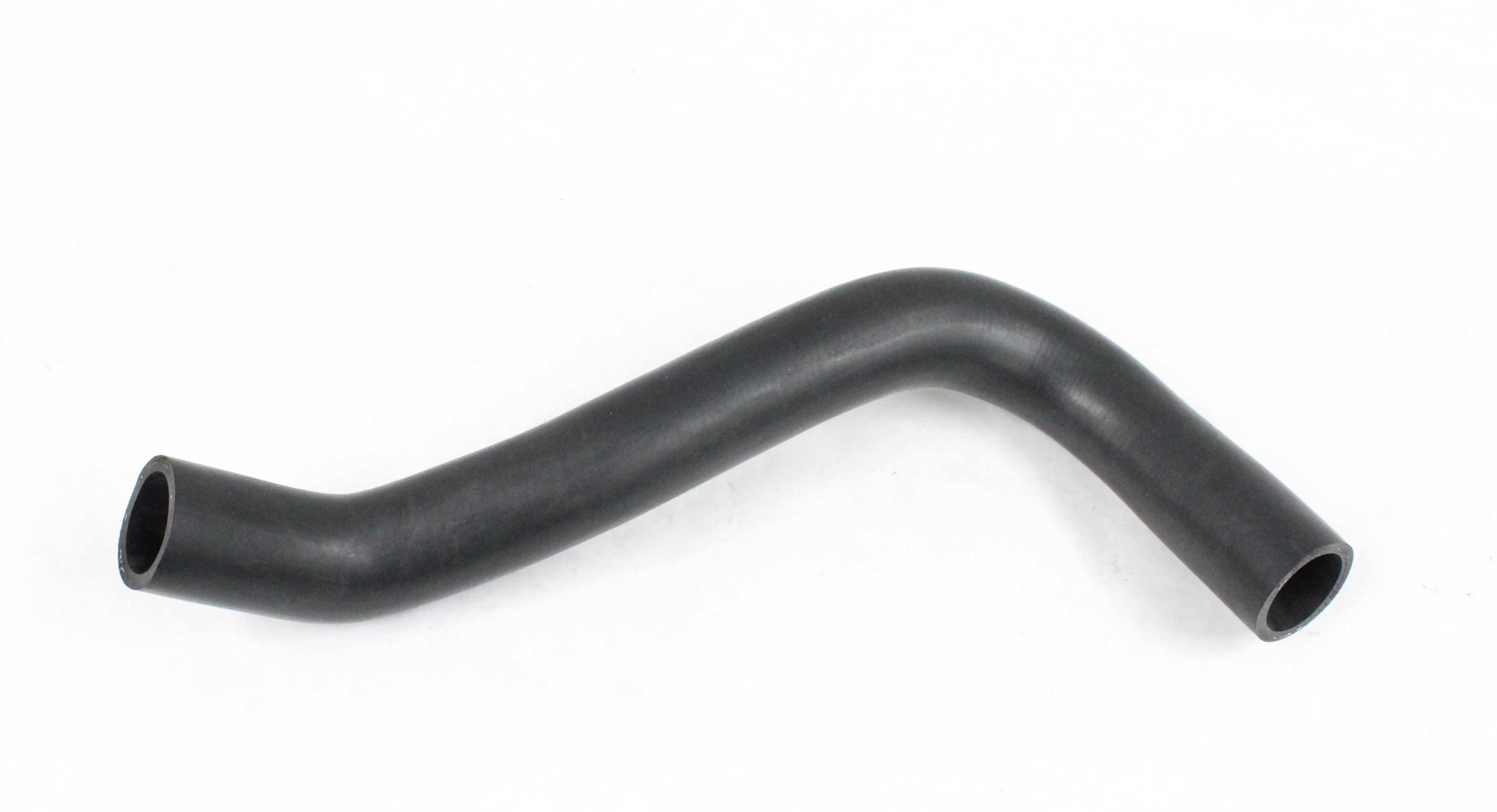 Radiator hose lower, 7/900 (non turbo)