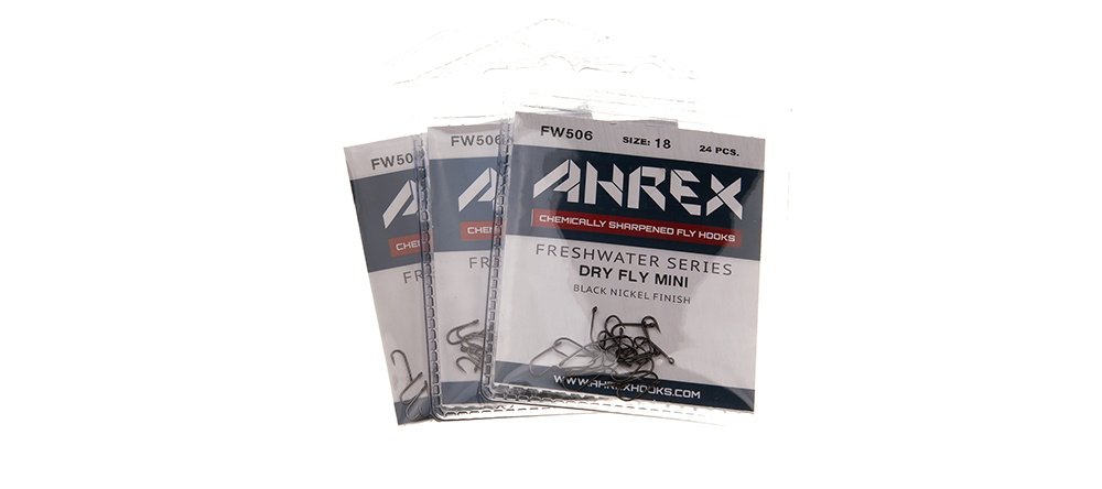 Ahrex FW506 - Dry Fly Mini Hook Barbed - 2