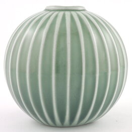 Stig Lindberg (Domino 1954) Green Spherical Vase with Linear Decor 9 cm