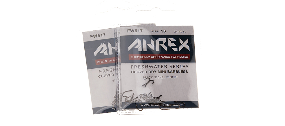 Ahrex FW517 - Curved Dry Mini Barbless - 2