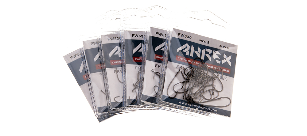 Ahrex FW530 - Sedge Dry Hook Barbed - 2