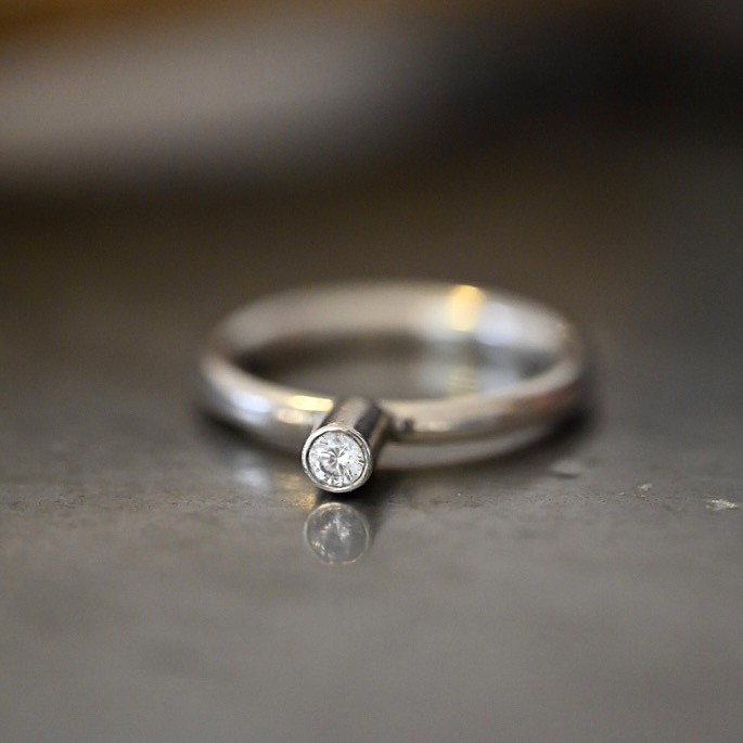 Ring Flora handgjord guld 18 karat 