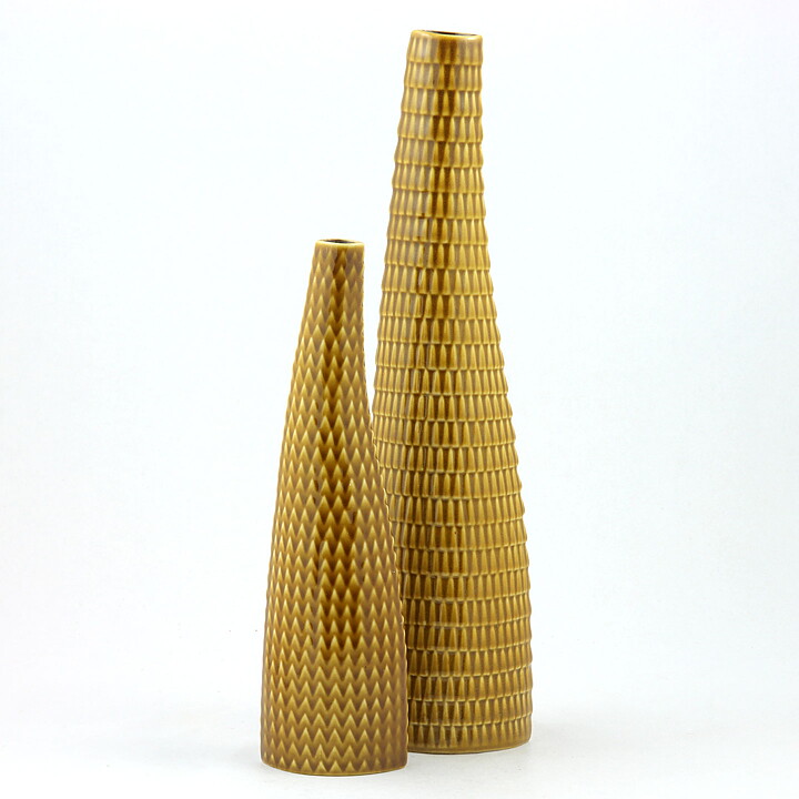 Stig Lindberg (Reptil 1953) Brown Slender Vase with Scale Relief 31 cm