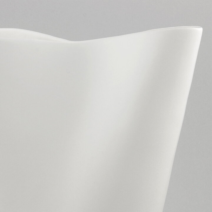 Stig Lindberg (Veckla 1992) Free-Formed White Vase 25/21 cm