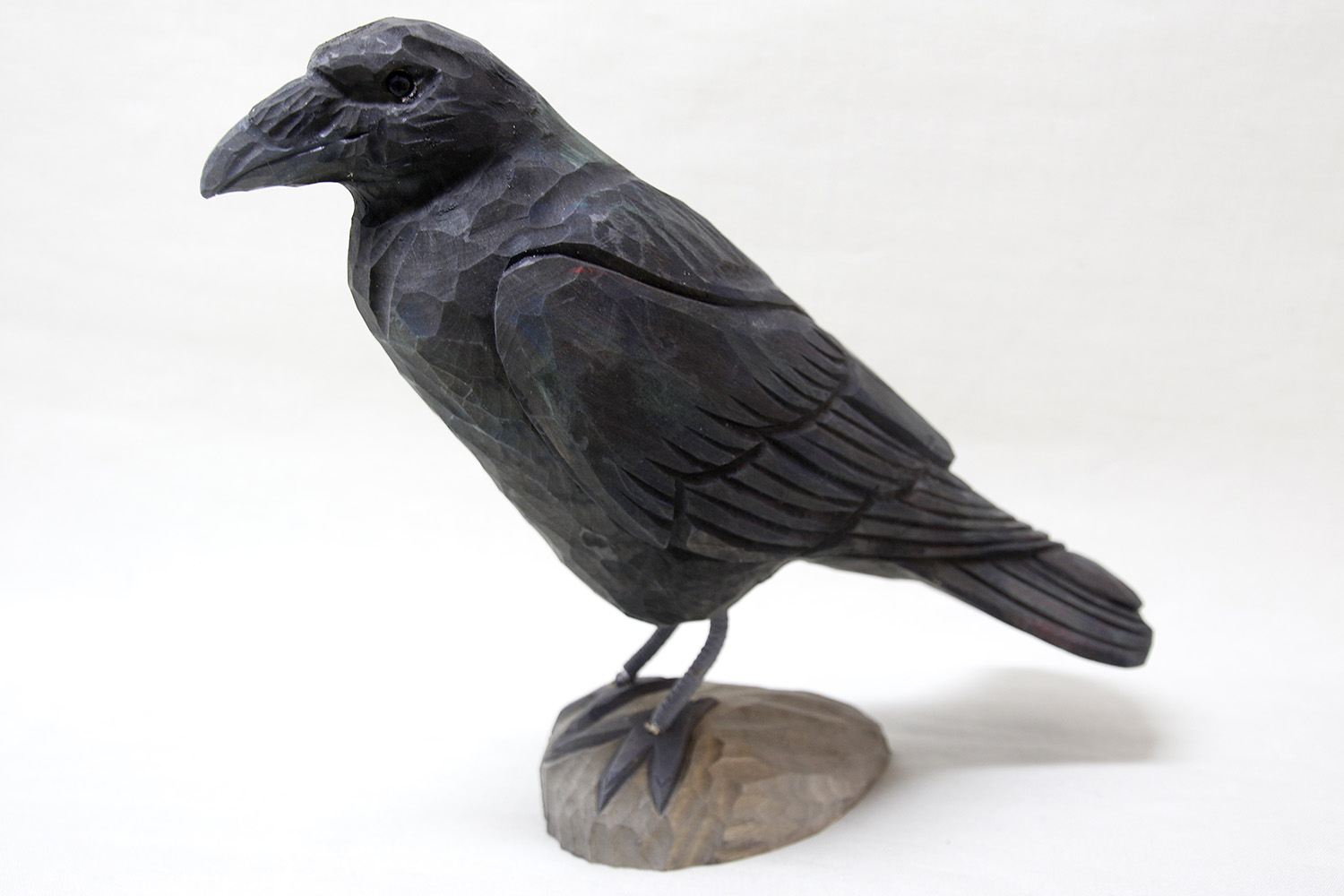 Raven Wood 34x10x25 cm