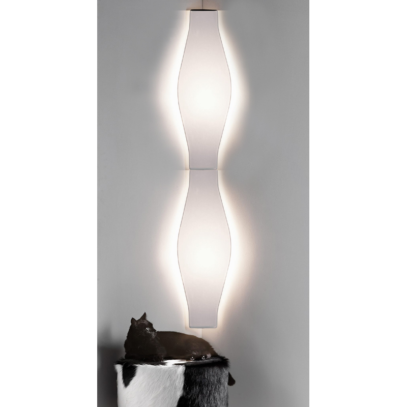 Stella Corner Vegglampe, hvit stoffskjerm