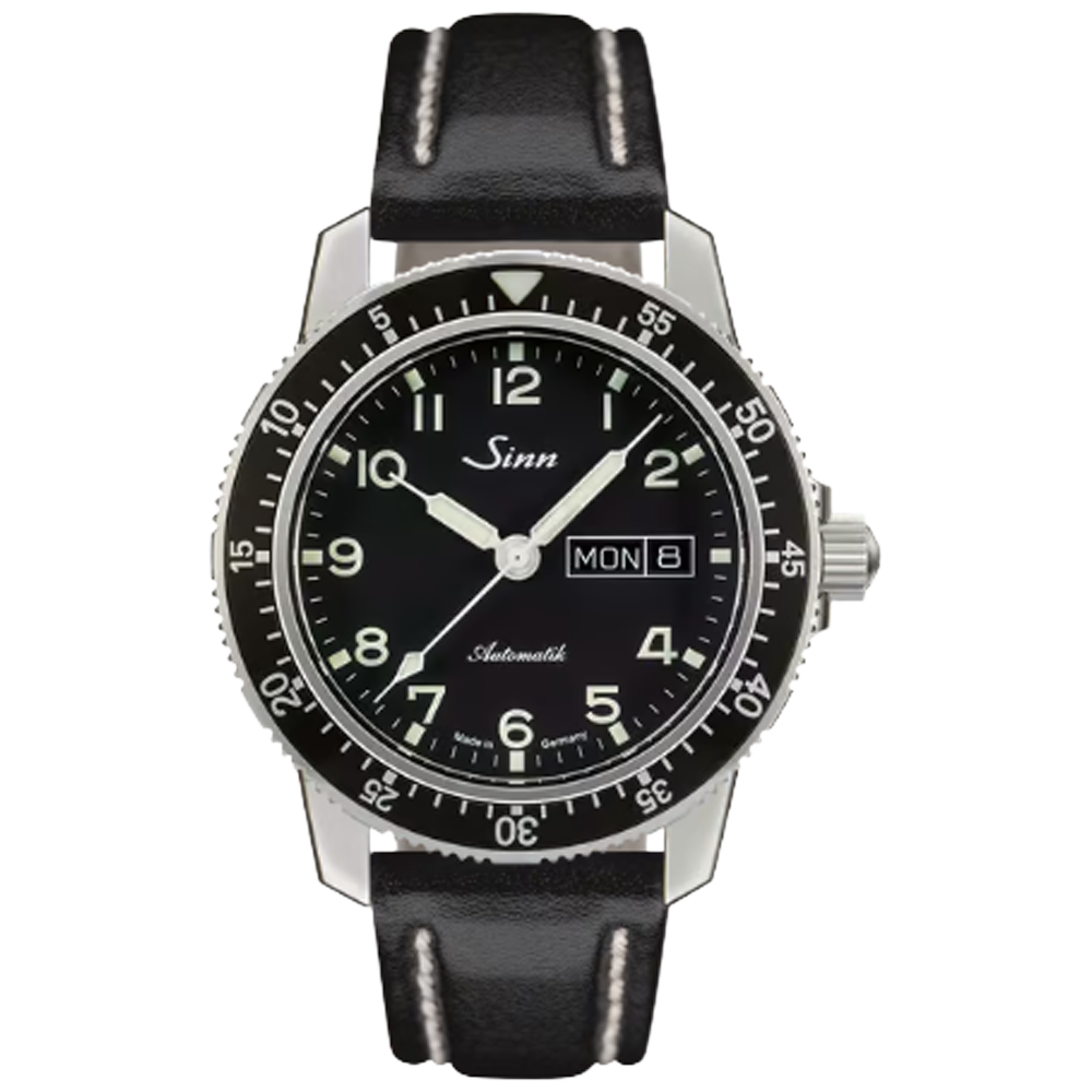 A104.011 Sinn 104 St Sa A svart kalvskinn