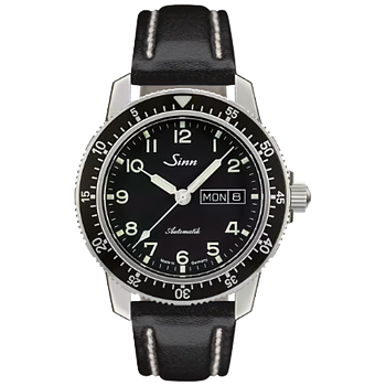 A104.011 Sinn 104 St Sa A svart kalvskinn