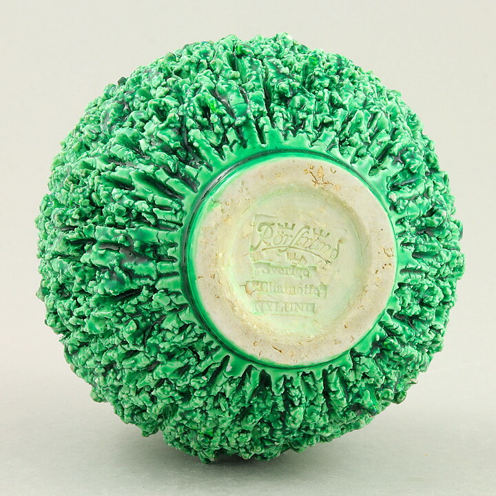 Gunnar Nylund (1936) Green Hedgehog Vase 12 cm