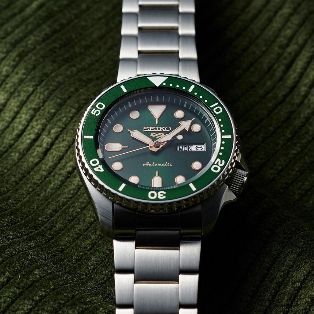 Seiko 5 Sports - 2