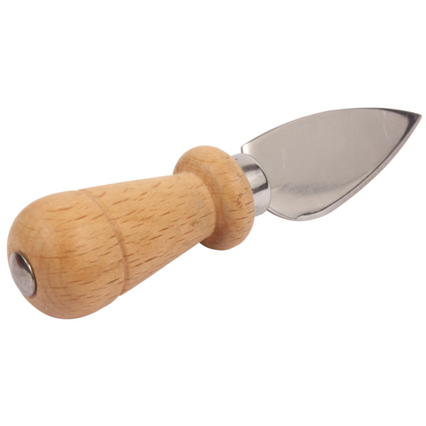 Parmesankniv med träskaft och tryckt Parmigiano Reggiano på bladet