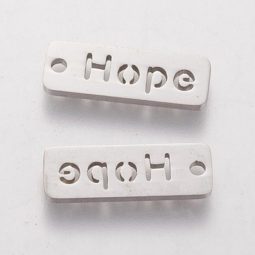 Hope berlock i blankt rostfritt stål, rektangulär textberlock ca 17 x 6 x 1 mm med utskuren HOPE-text, säljs i 2-pack.