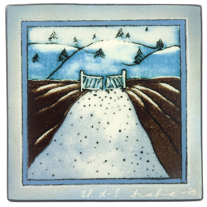 Heljä Liukko-Sundström (1980) Gate and Hills Wall Plaque 12 cm