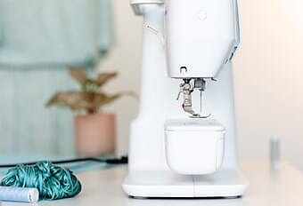 BERNINA 335