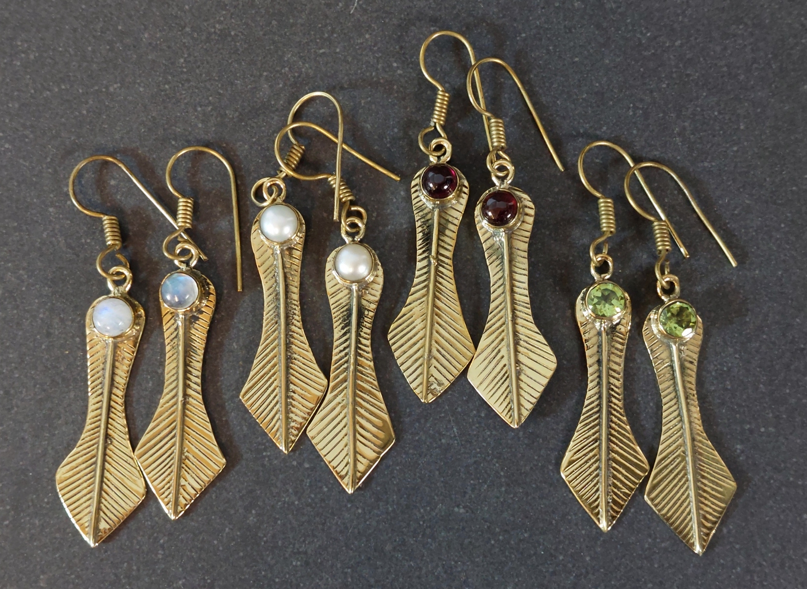 Örhängen i Brons med Cabochon
